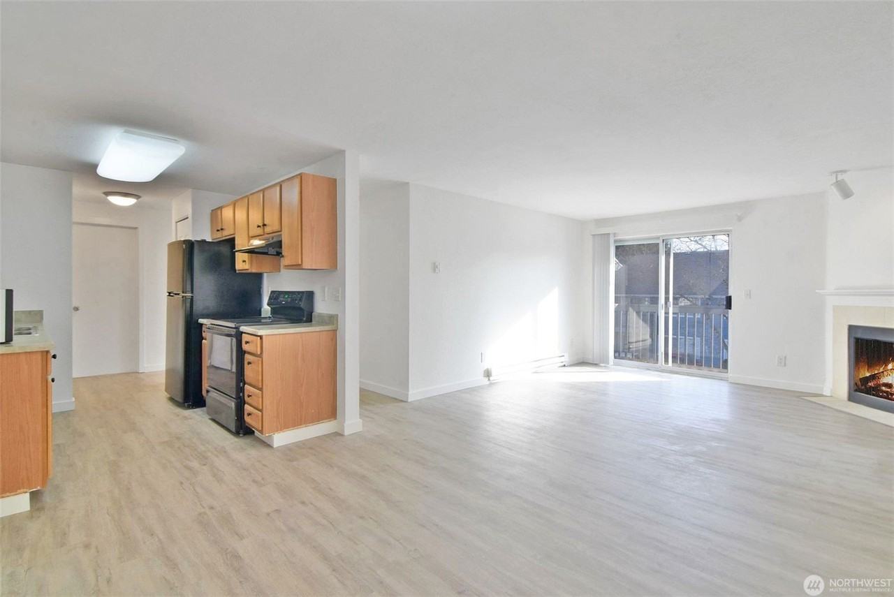 16817 Larch Way #C202 - Photo 2 of 20