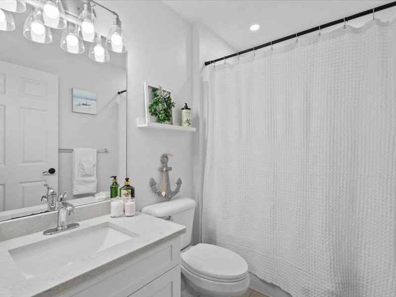3561 Shawn St - Photo 6 of 16
