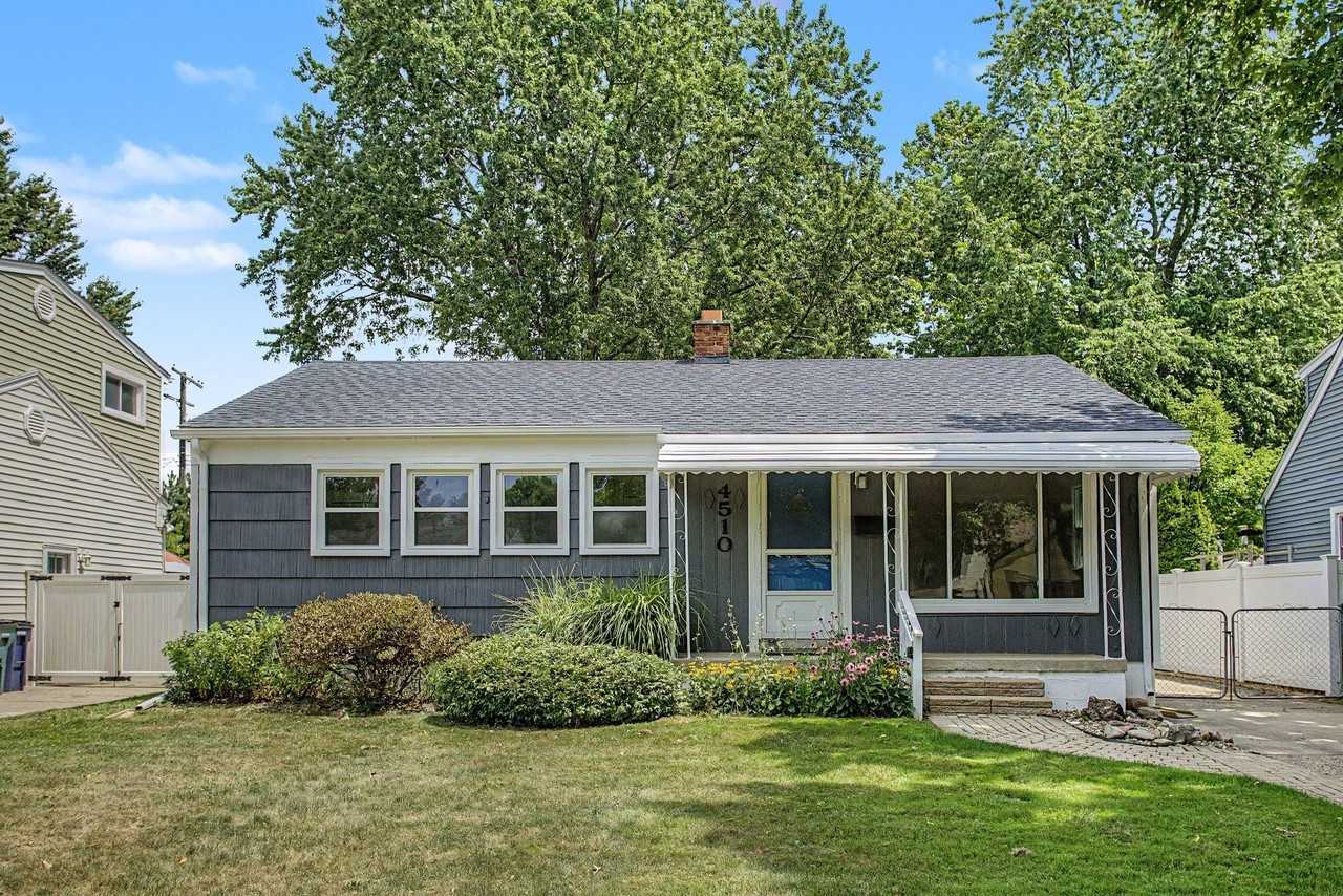 4510 Rosewold Ave - Photo 2 of 15