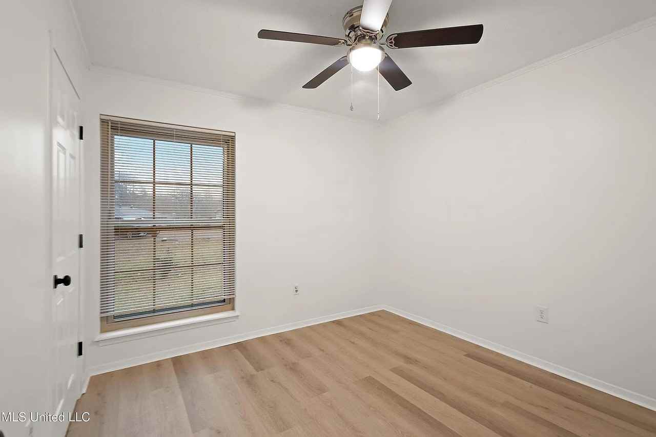 18 Begonia Ct - Photo 7 of 10