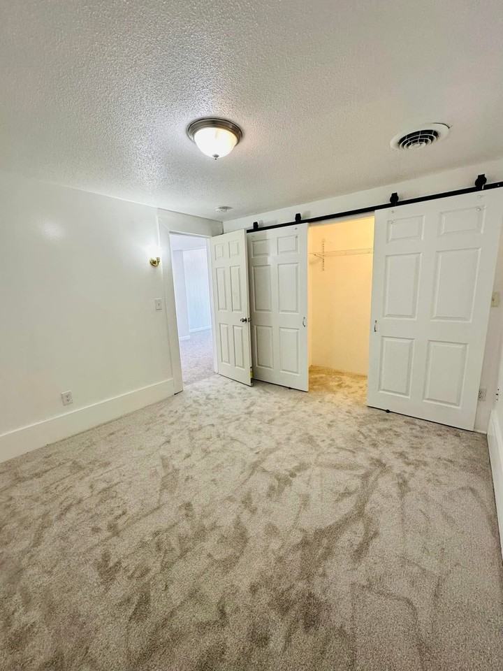 276 Fenton St #2 - Photo 7 of 10