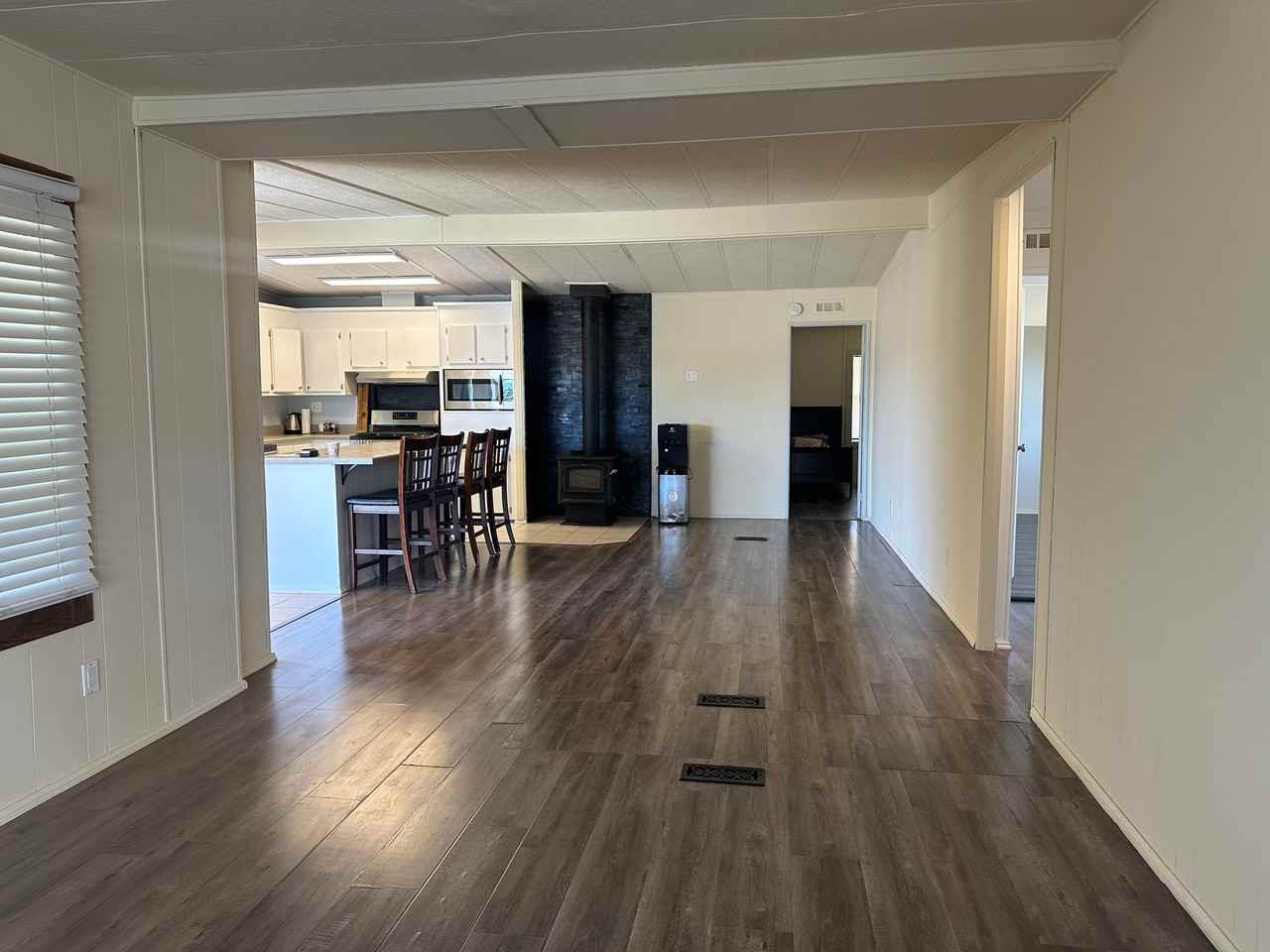 10690 Goodwin Dr - Photo 5 of 15