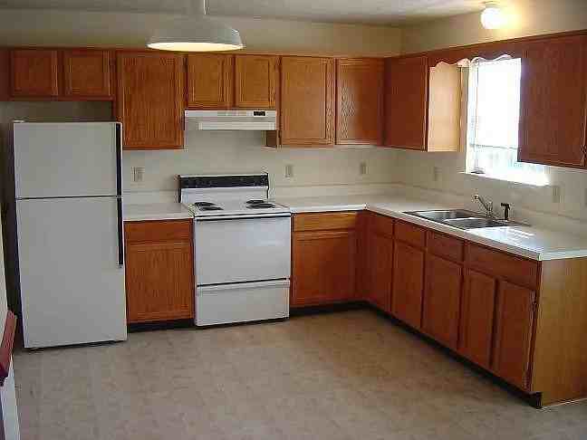 301 Barrington Ln - Photo 4 of 7