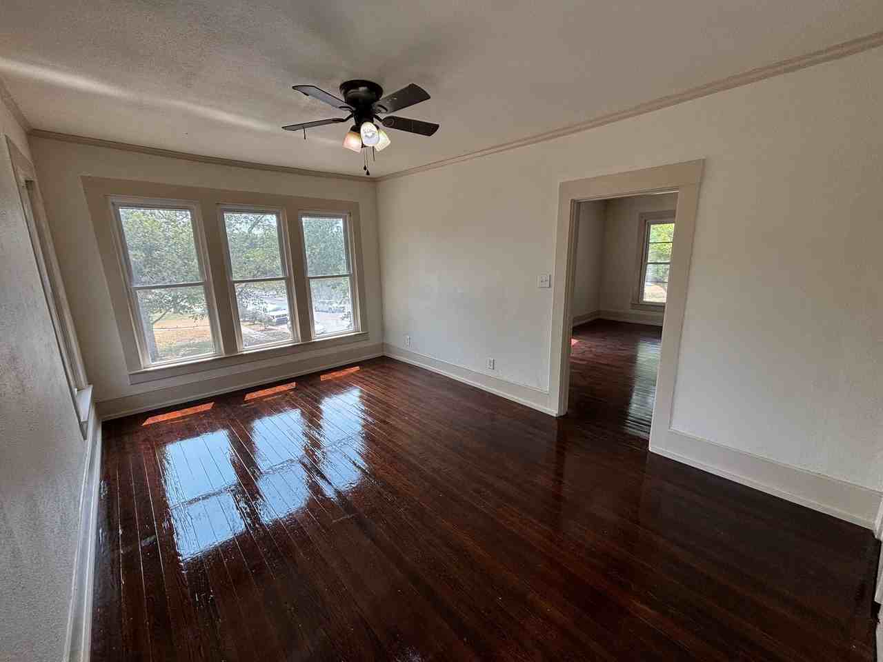2402 Monroe St #6-5 - Photo 5 of 22