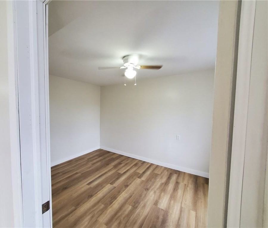 585 King St - Photo 3 of 6