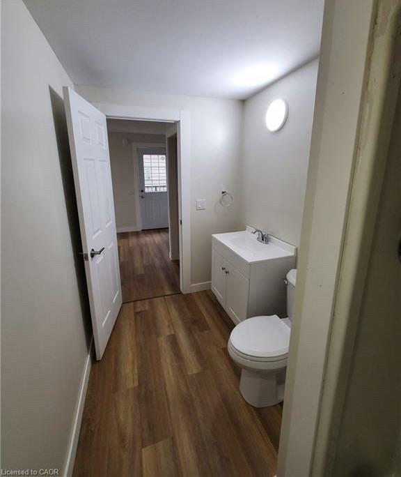 585 King St - Photo 4 of 6