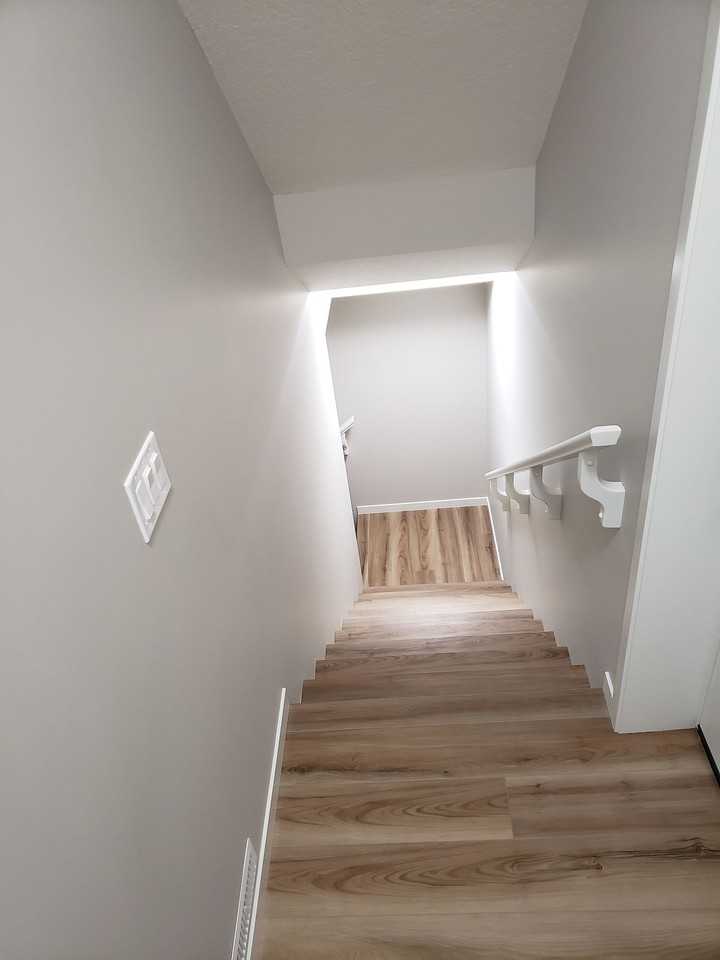 892 Seton Cir Se - Photo 2 of 10
