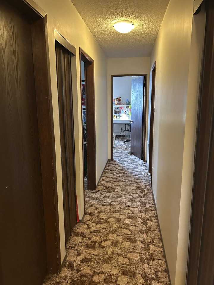 10535 78 Ave Nw - Photo 7 of 26