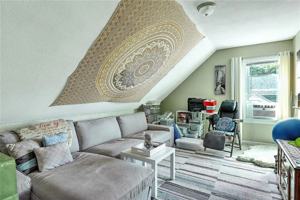 featured image of 8 Sanford Ave #3