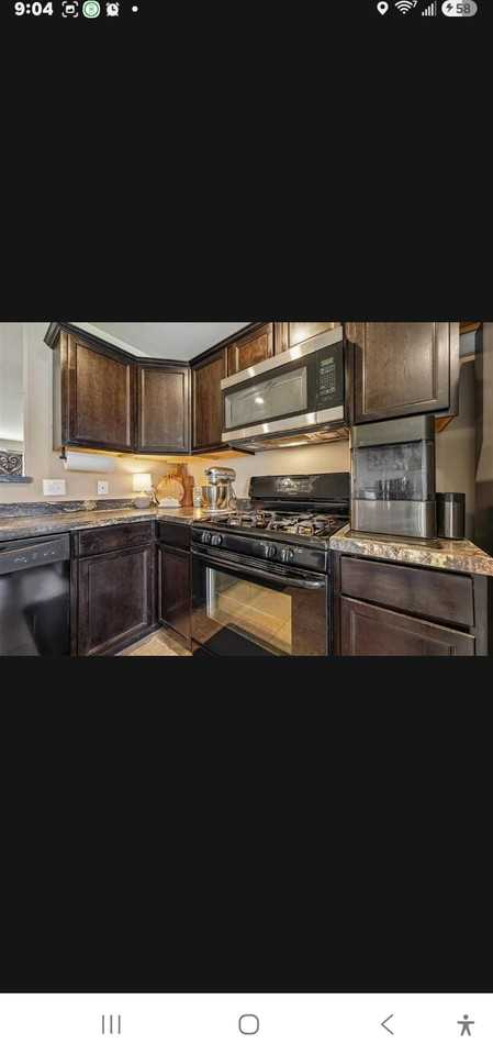 11820 Nw 130th St #NA - Photo 2 of 9