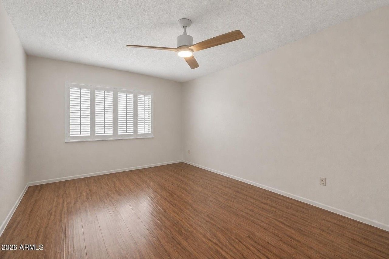 3033 E Devonshire Ave #3015 - Photo 5 of 16