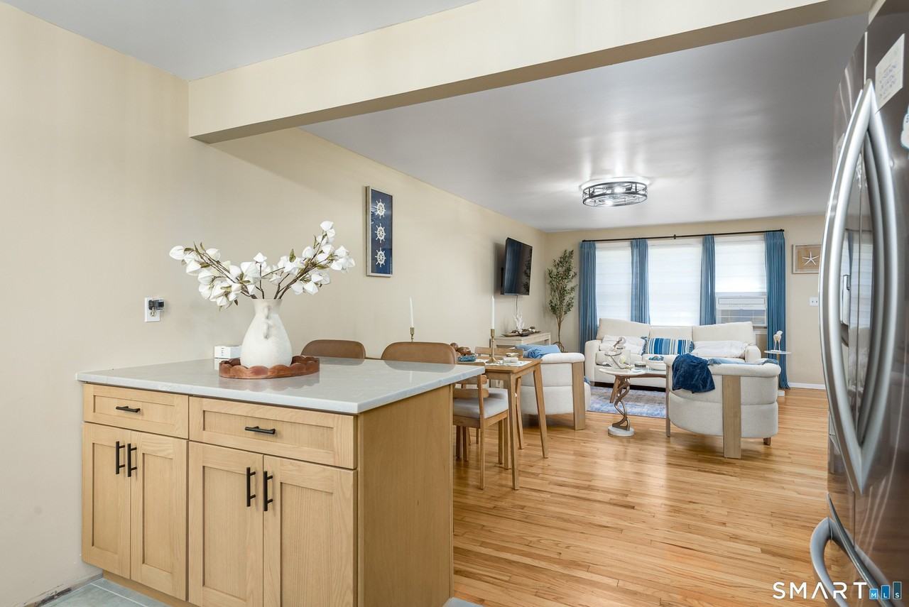 280 E Main St #E6 - Photo 7 of 21