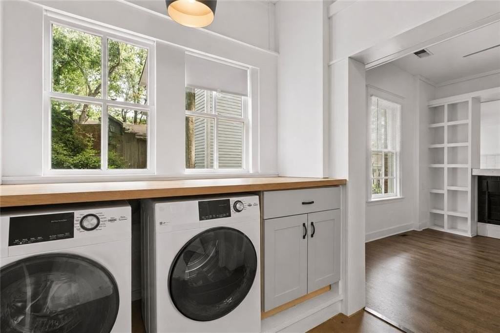 1081 Mcmillan St Nw - Photo 7 of 19