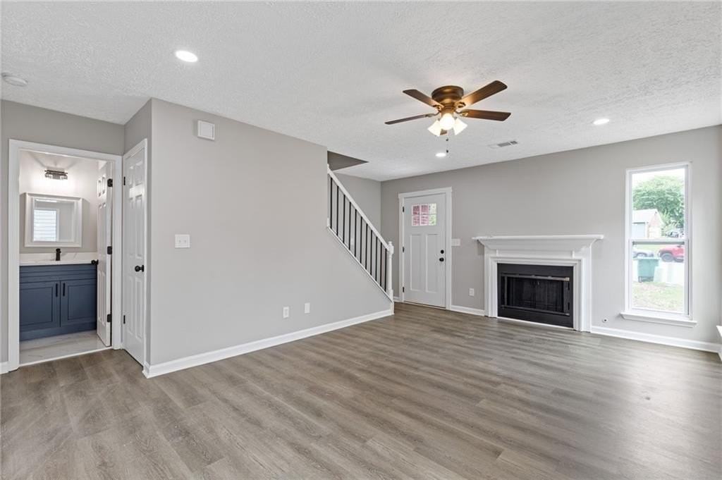1111 Pin Oak Dr - Photo 6 of 26