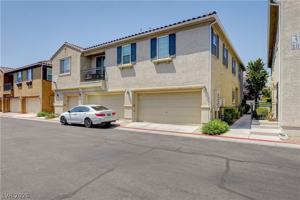 featured image of 3909 Sweet Pine St #102