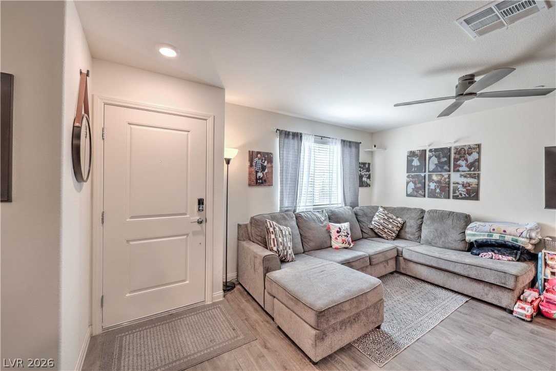 6816 Citron Mist Ct - Photo 6 of 44