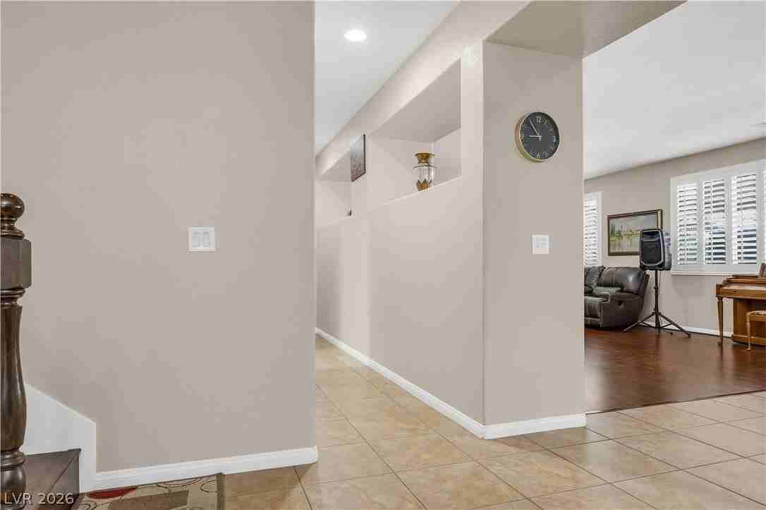 3069 Regal Cove St - Photo 5 of 35