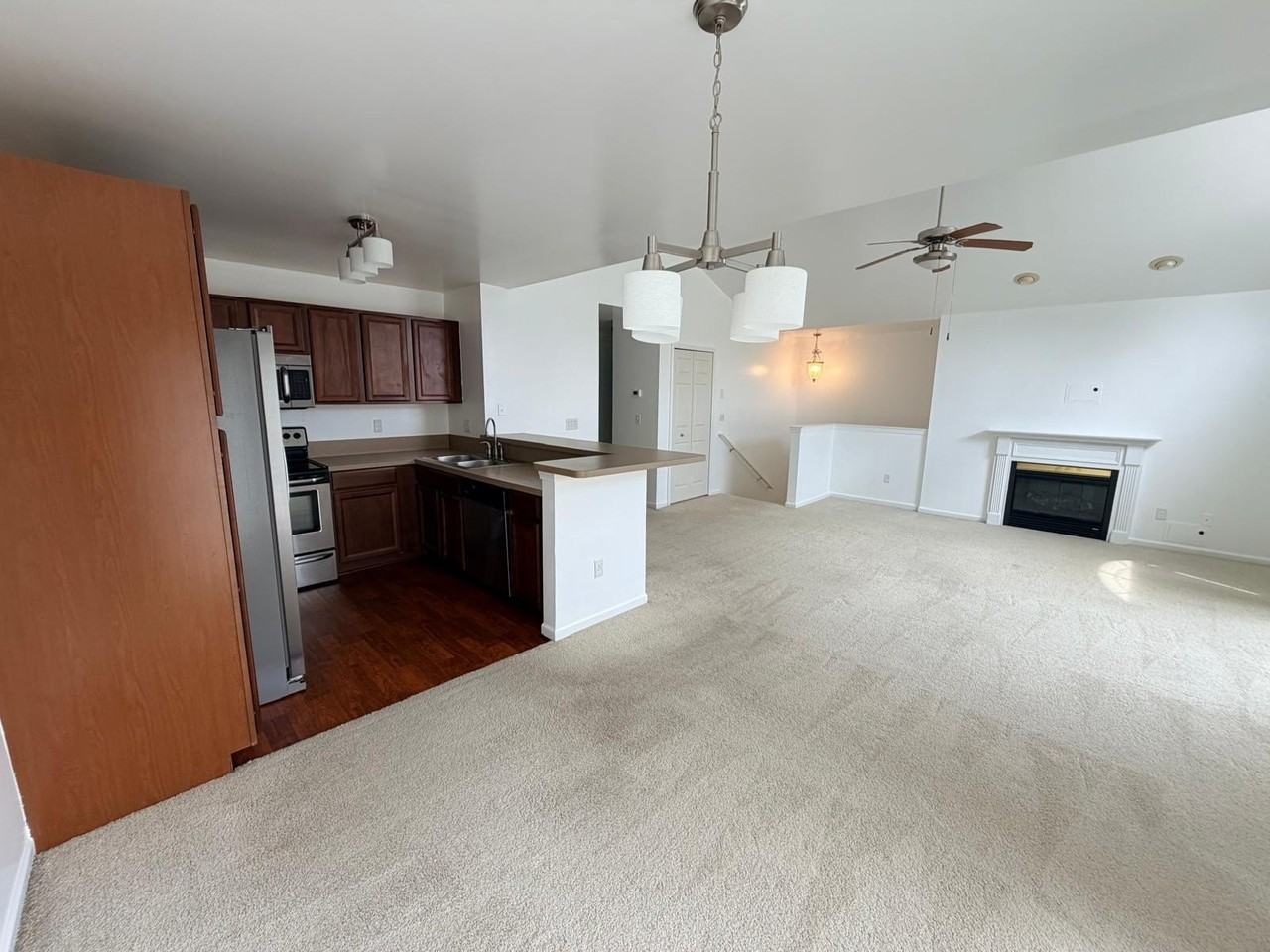 26201 Chesapeake Cir - Photo 2 of 17