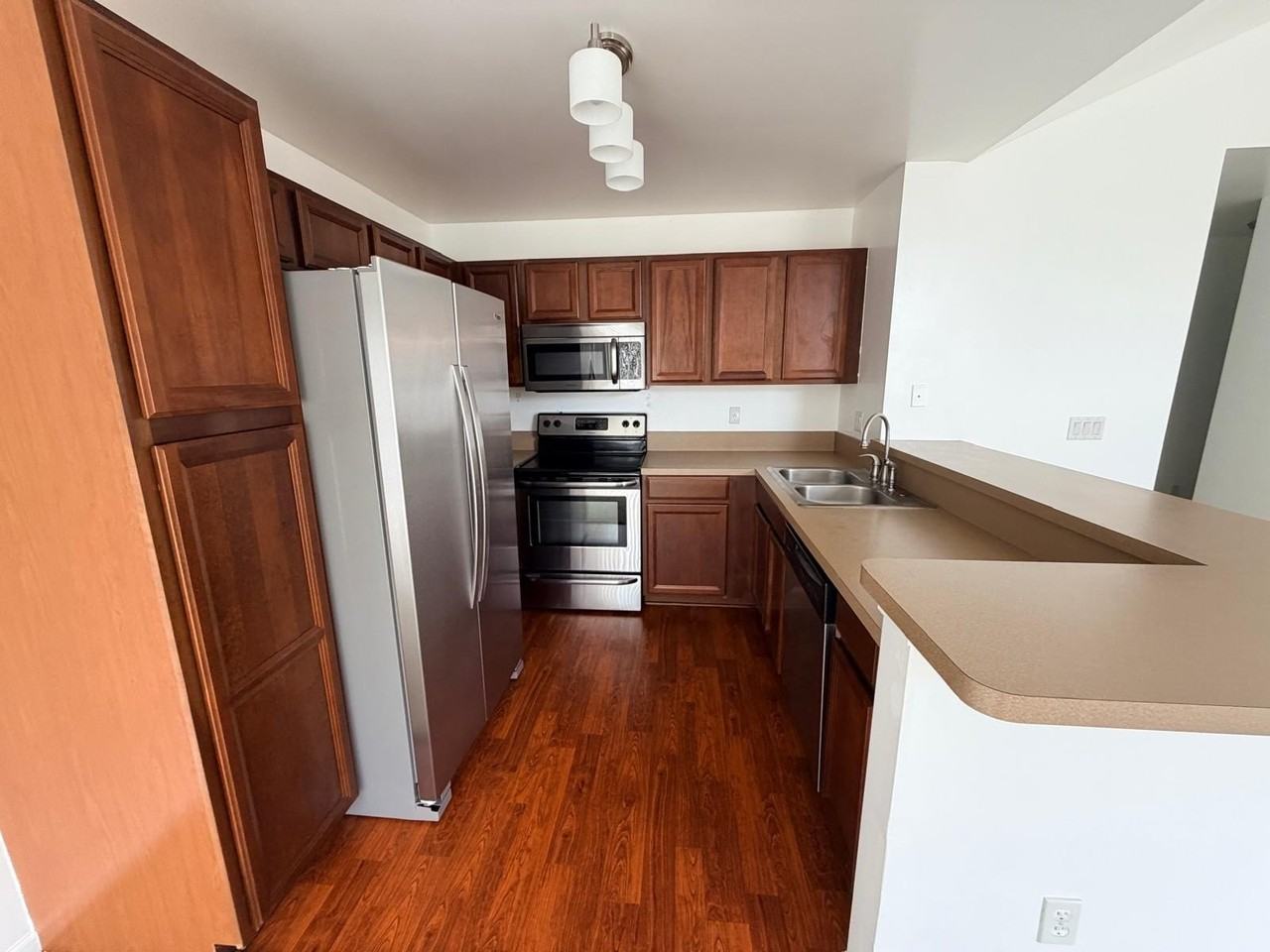 26201 Chesapeake Cir - Photo 5 of 17