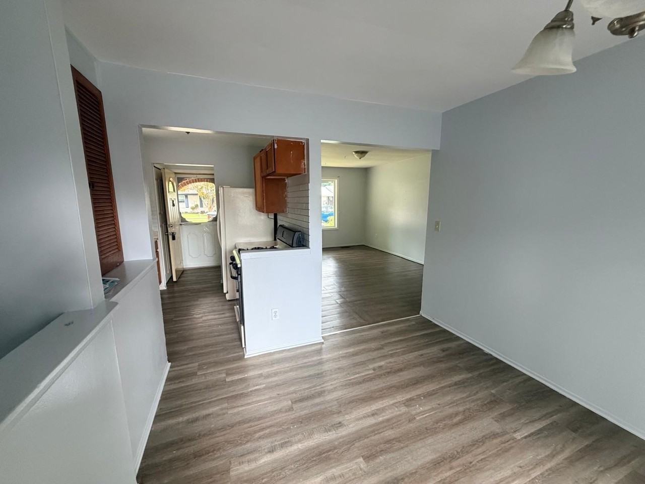 30058 Halecreek St - Photo 3 of 15