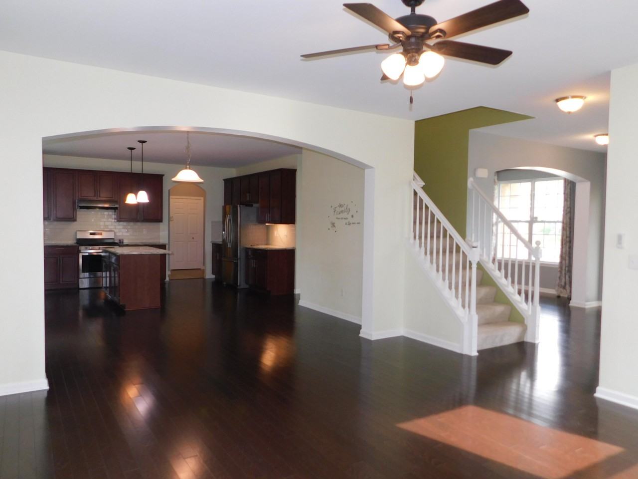 4251 Lilac Ln - Photo 7 of 31