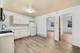 40 W 52nd St #1F - Photo 1 of 1