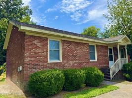featured image of 1400 E 1st St #B