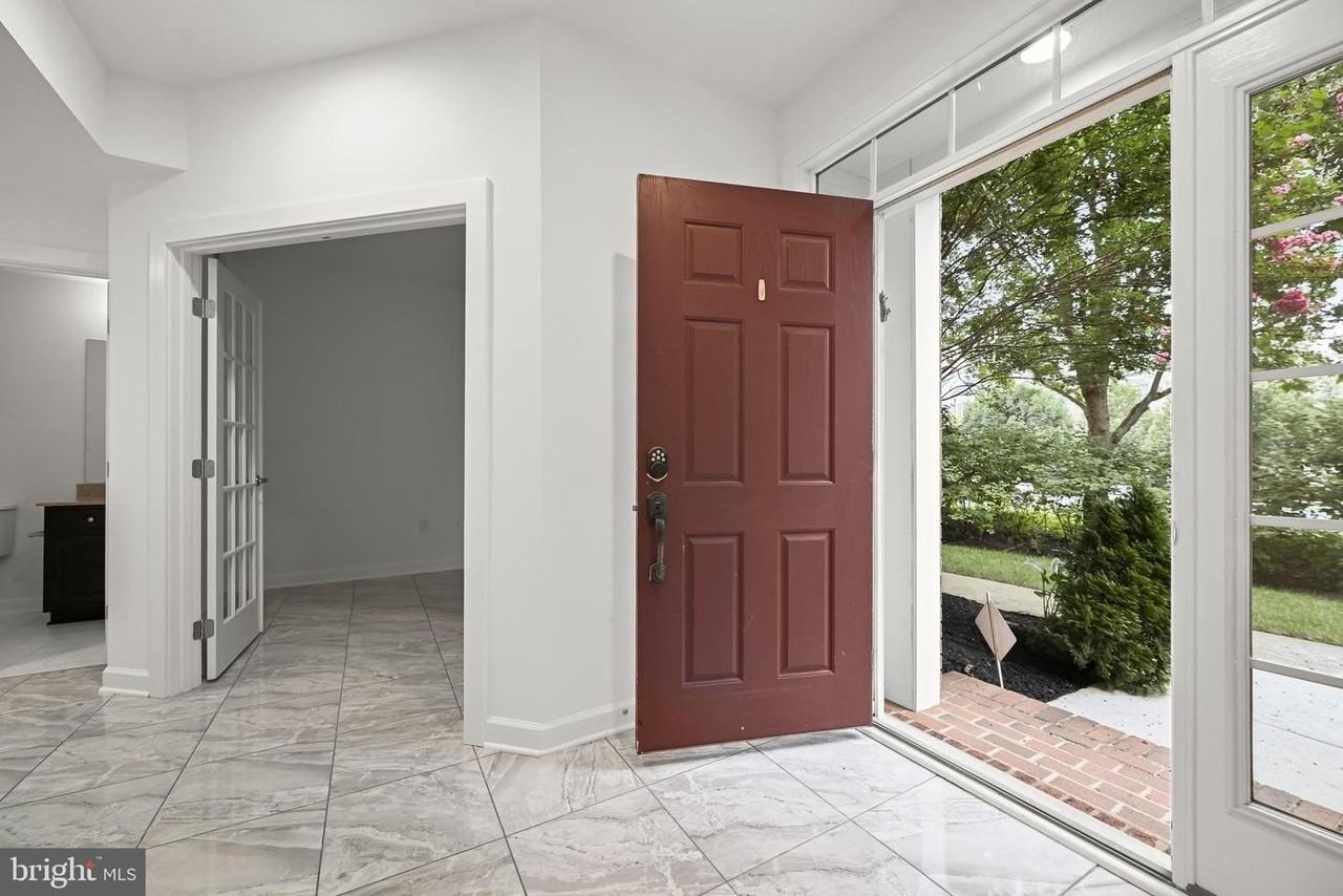 8120 Westside Blvd - Photo 5 of 50