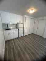 featured image of 1999 Nw 2nd St #2