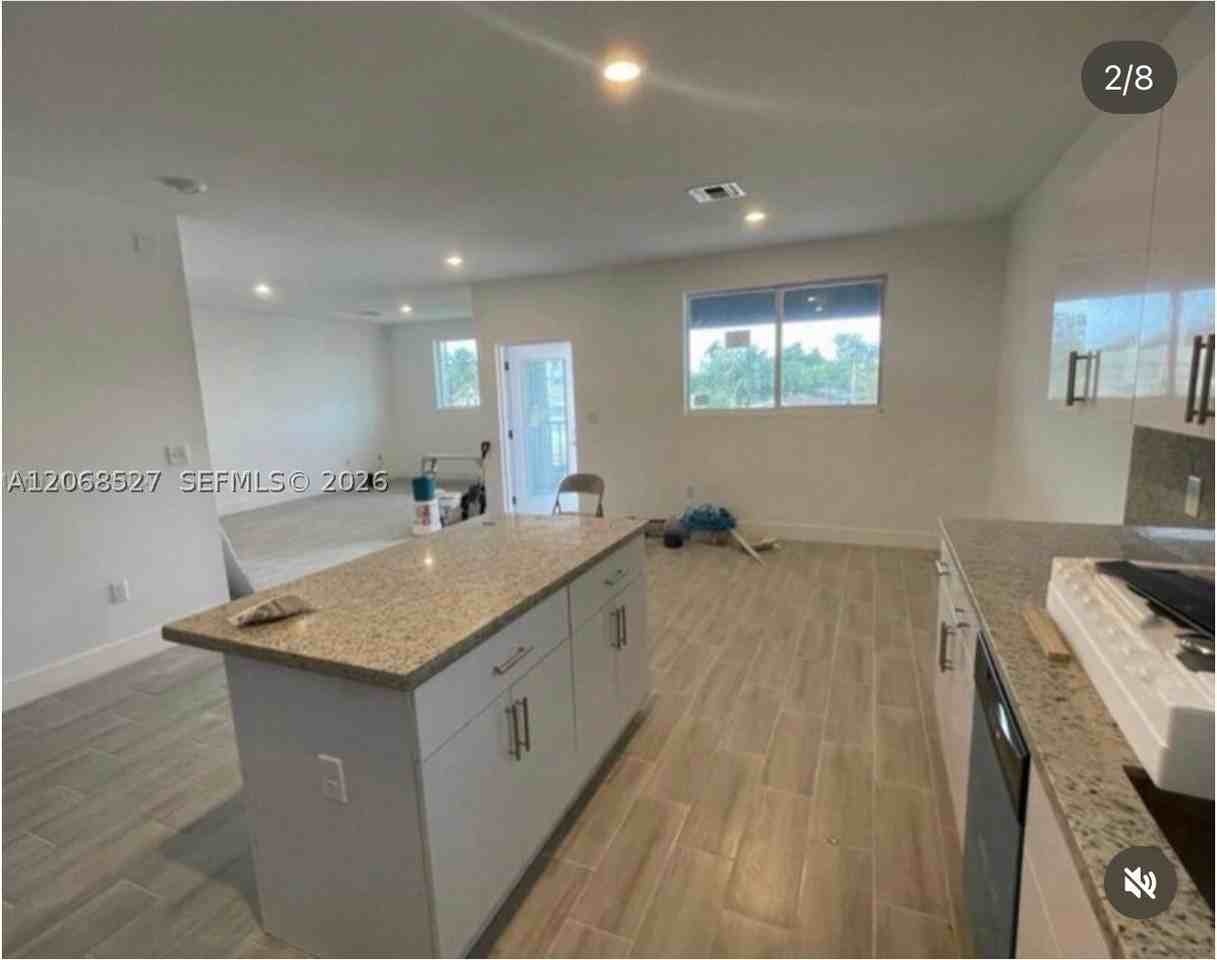 1961 Nw 25th Ave #1 - Photo 4 of 6