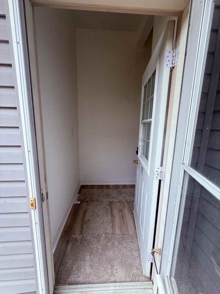 1422 Duford Drive #B - Photo 5 of 18