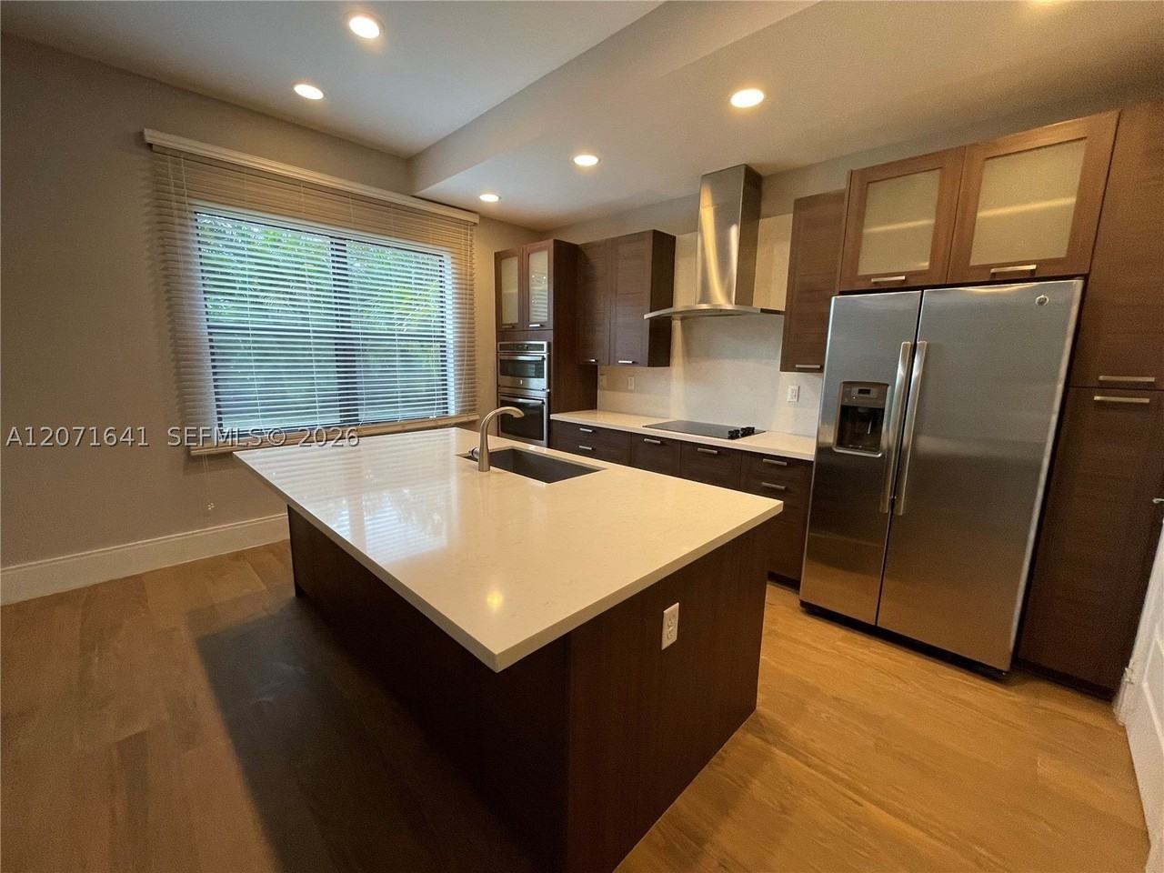 16002 Sw 136th Way - Photo 5 of 19
