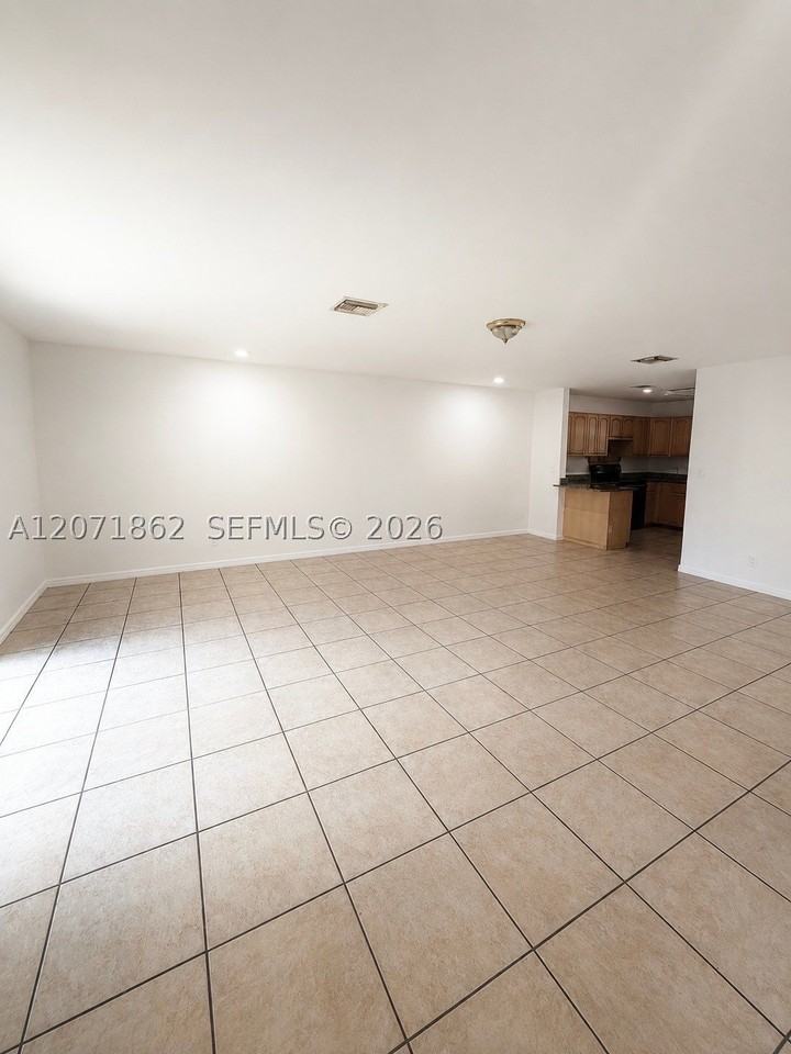 2653 Sw 51st St #1 - Photo 3 of 14