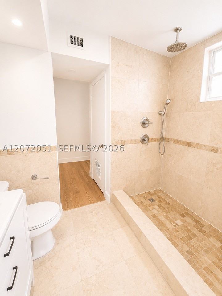 1440 Pennsylvania Ave #3 - Photo 6 of 9