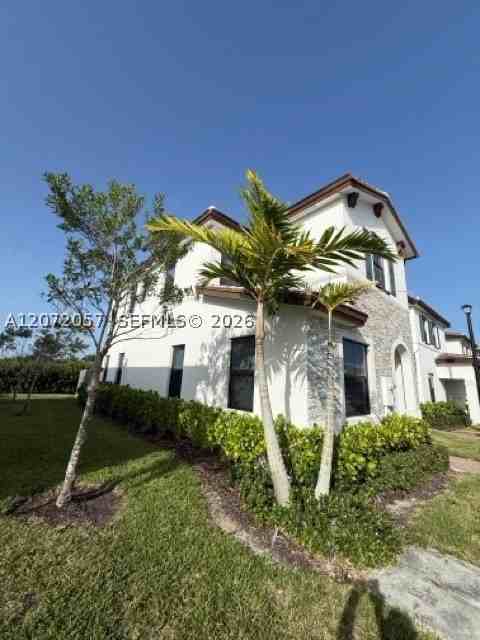 10025 Sw 228th Ter #10025 - Photo 2 of 40