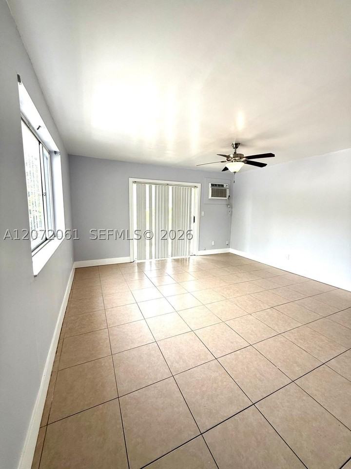 1134 Nw 1st Ave #1134 - Photo 3 of 12