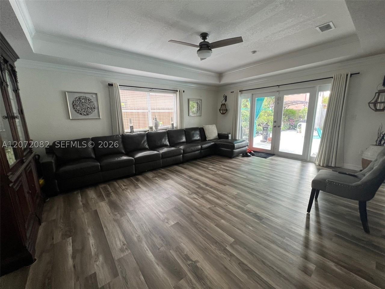 2964 Ne 42nd Ave - Photo 6 of 21