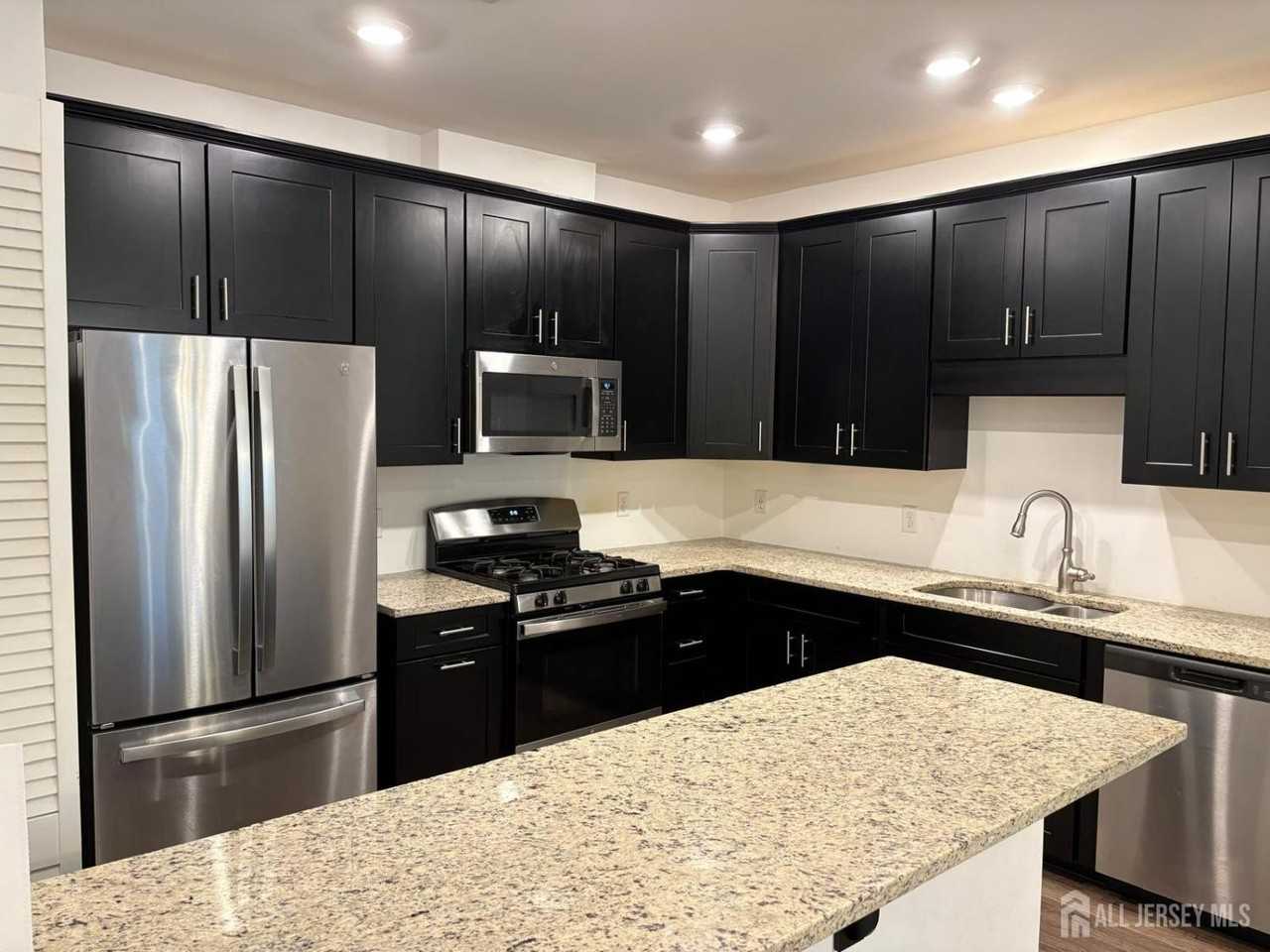 733 Stiller Ln - Photo 2 of 17
