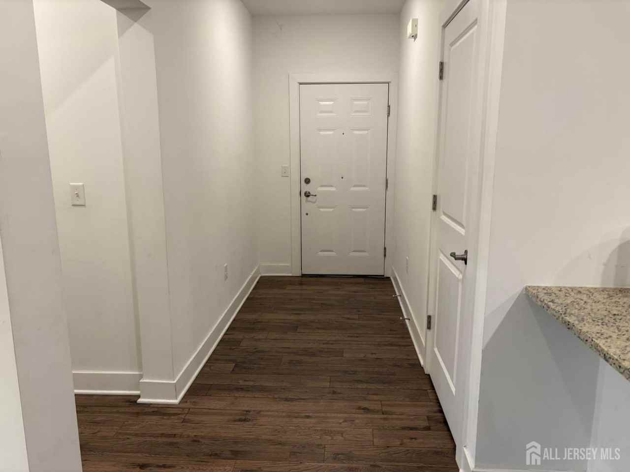 733 Stiller Ln - Photo 6 of 17