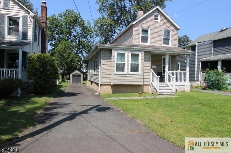 31 Stewart Pl - Photo 2 of 2