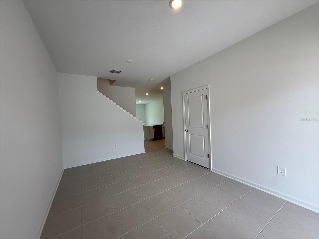 3087 Chromatic St - Photo 3 of 16