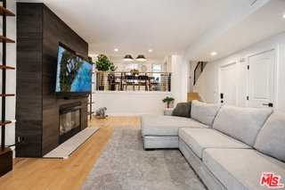 4733 La Villa Marina #C - Photo 4 of 8