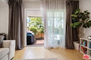 4733 La Villa Marina #C - Photo 5 of 8