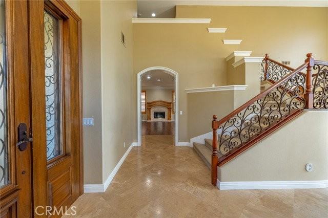18 Hillrise - Photo 3 of 8