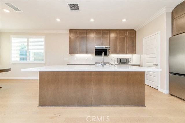 840 Bunkhouse Dr - Photo 5 of 8