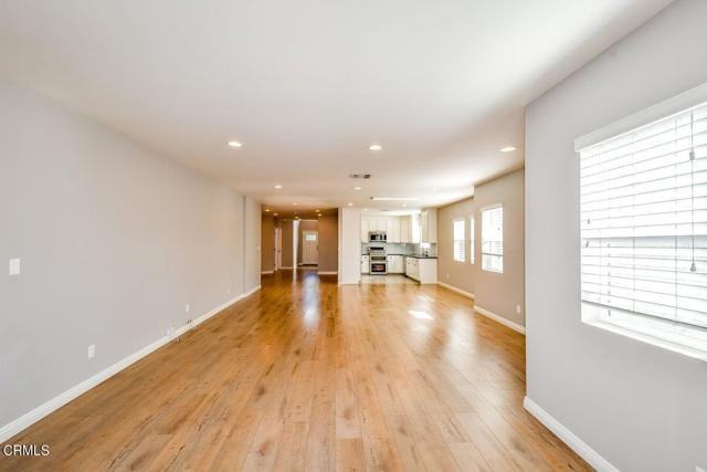321 N Lima St - Photo 7 of 8