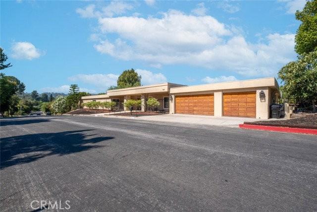 4321 Clear Valley Dr - Photo 5 of 8
