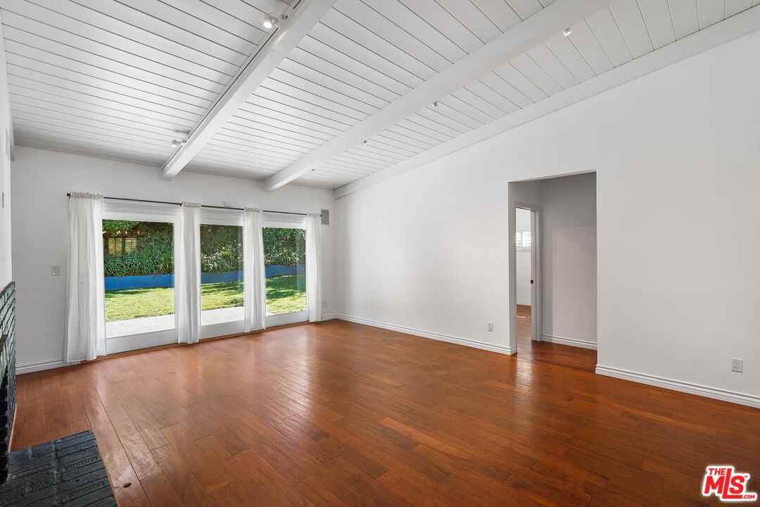 23742 Kivik St - Photo 5 of 8