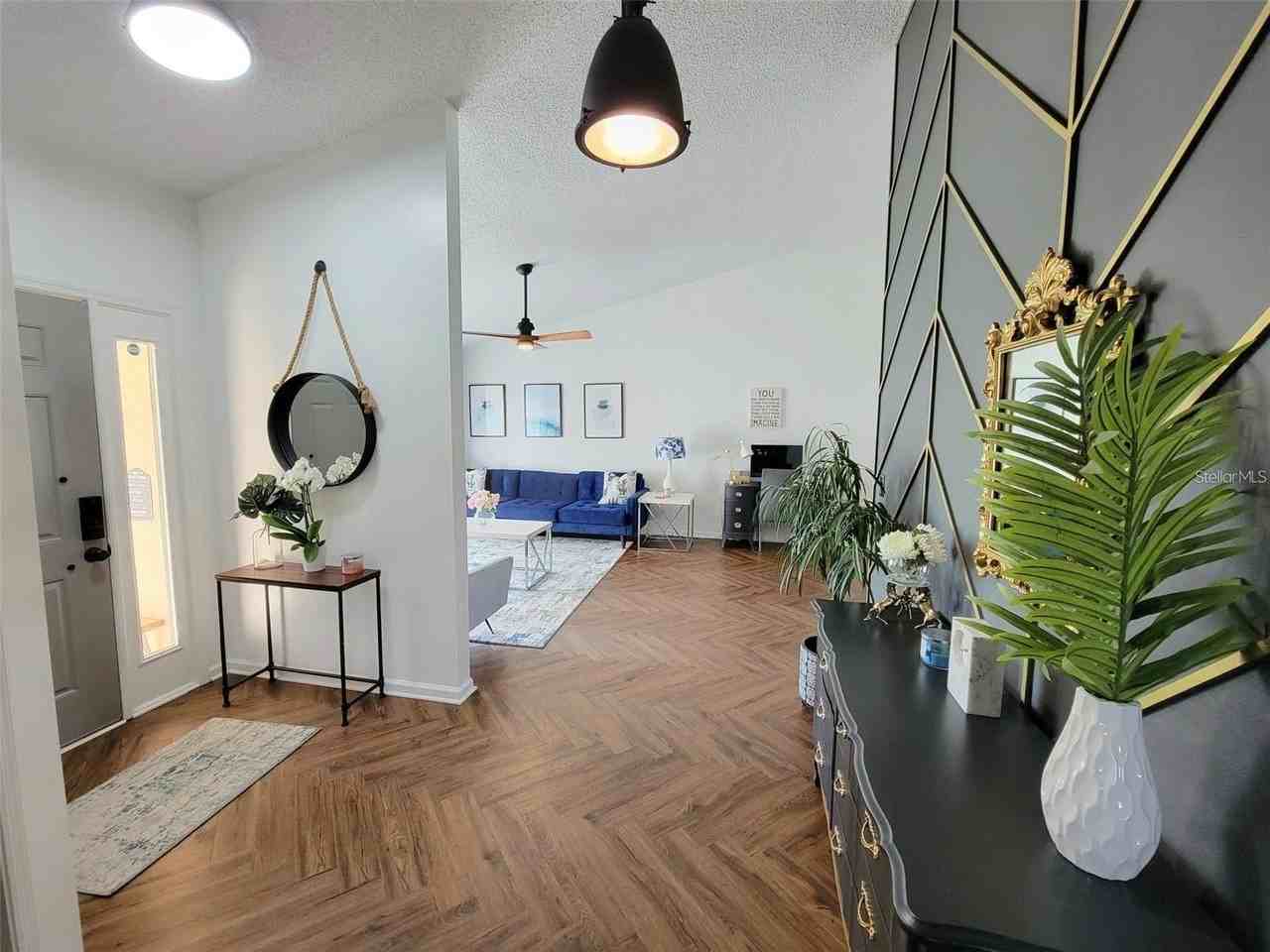 908 Alsace Dr - Photo 3 of 19