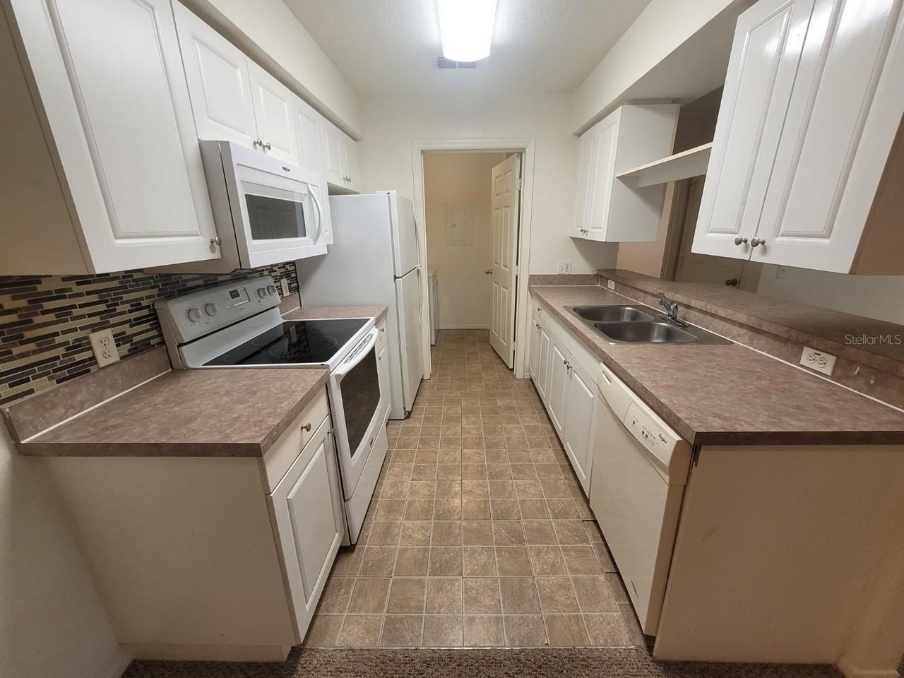 36027 Deer Creek Dr #103 - Photo 7 of 38